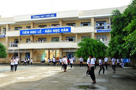 Xây dựng nội bộ đoàn kết