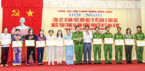 Giáo dục, quản lý con em từ gia đình