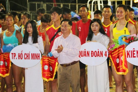 Khai mạc Giải trẻ và Giải vô địch bóng chuyền bãi biển toàn quốc