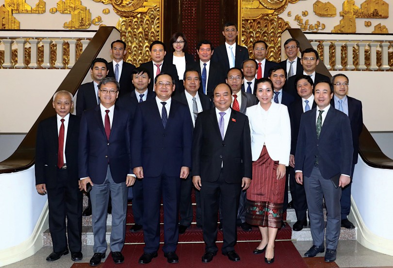 Thủ tướng Nguyễn Xuân Phúc tiếp Phó Thủ tướng CHDCND Lào