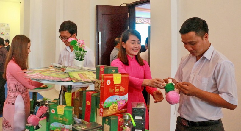 Tìm giải pháp ứng dụng công nghệ trong phát triển tài nguyên bản địa