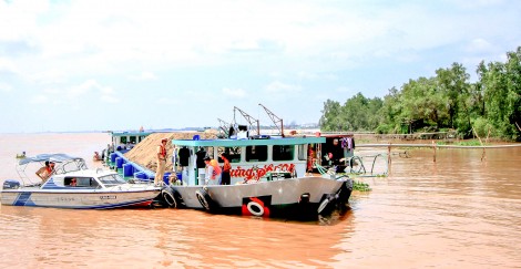 Đưa hoạt động khai thác tài nguyên, khoáng sản vào nền nếp