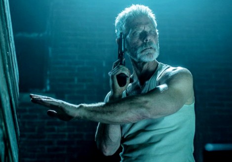 “Don’t Breathe”:

Khi “Kẻ cắp gặp bà già”