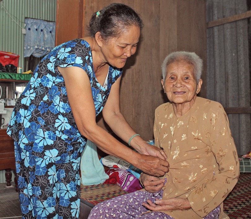 Những người con hiếu thảo

Bài 1: Công ơn cha mẹ trọn đời khắc ghi