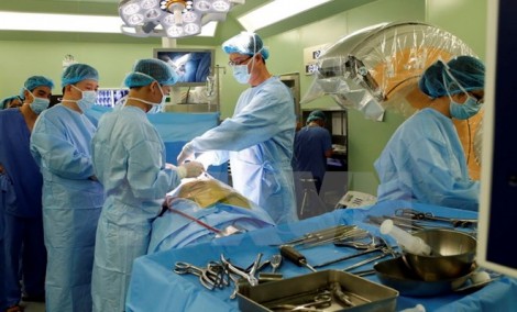 Truyền hình trực tiếp 4 ca can thiệp tim mạch