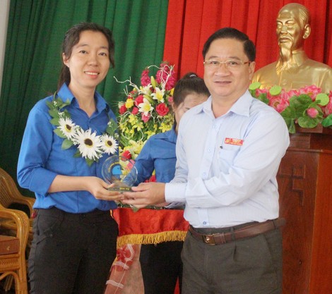 Những người con hiếu thảoBài 2: Chữ hiếu làm đầu