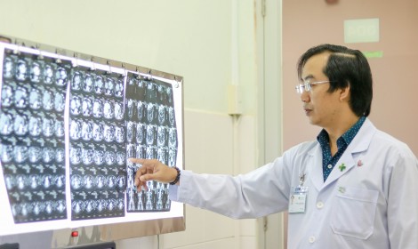 Thủng ruột thừa vì nuốt xương cá tra