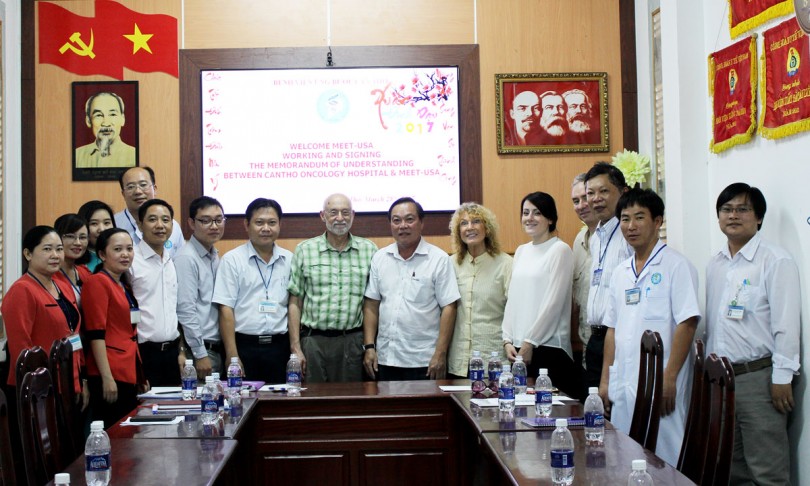 Hợp tác quốc tế, xây dựng thương hiệu