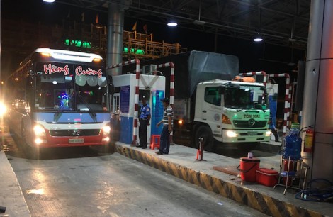 Rạng sáng 1-12, BOT Cai Lậy xả trạm lần 3