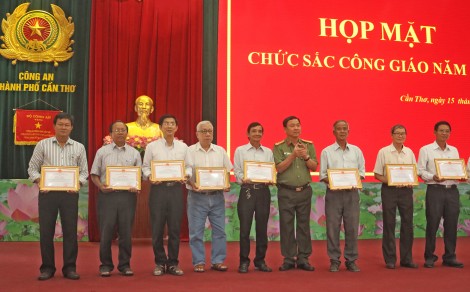 Sống “tốt đời, đẹp đạo”