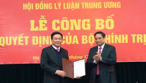 Bộ Chính trị phân công đồng chí Nguyễn Xuân Thắng phụ trách Hội đồng Lý luận Trung ương