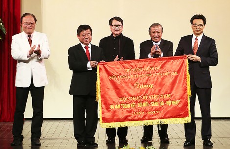 Phó Thủ tướng Vũ Đức Đam dự kỷ niệm 60 năm thành lập Hội Nhạc sĩ Việt Nam