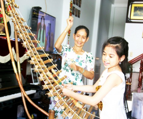 Người đánh thức “tiếng hát vành khuyên”