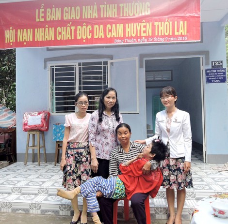 Xoa dịu nỗi đau da cam
