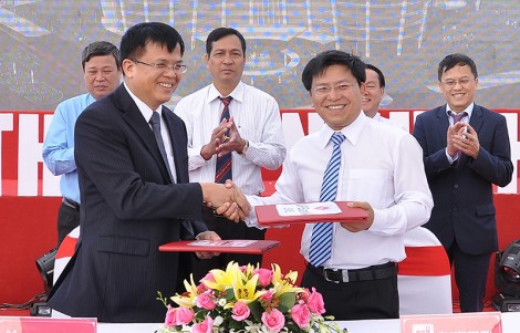Khởi động dự án Tổ hợp

khách sạn quốc tế 5 sao và

văn phòng cho thuê tại TP Cà Mau