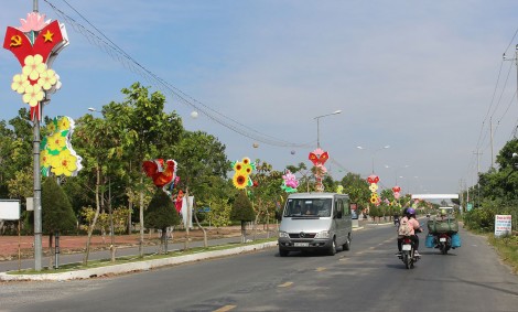 Vĩnh Thạnh: Chung tay tổ chức đón Tết

vui tươi, đầm ấm...