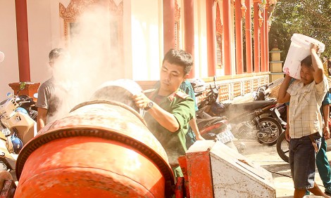 Huy động 7.227 lượt cán bộ, chiến sĩ

giúp dân