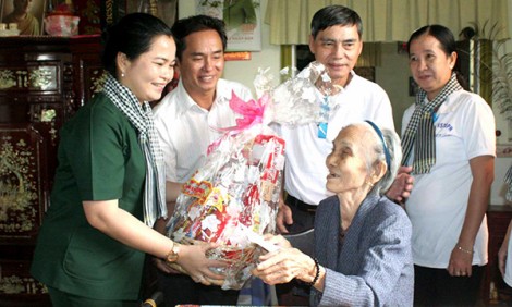 Về nguồn nhân kỷ niệm

50 năm Cuộc Tổng tiến công và nổi dậy xuân

Mậu Thân 1968