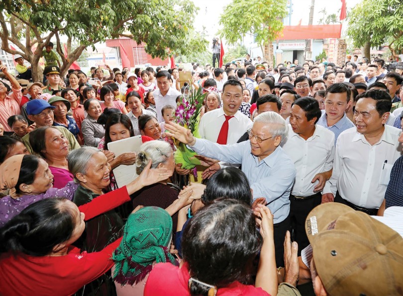 Lòng dân - thế nước