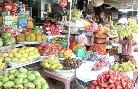 Giá nhiều mặt hàng hoa quả tăng cao