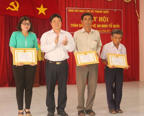 Khơi dậy sức dân đẩy lùi tội phạm, tệ nạn xã hội