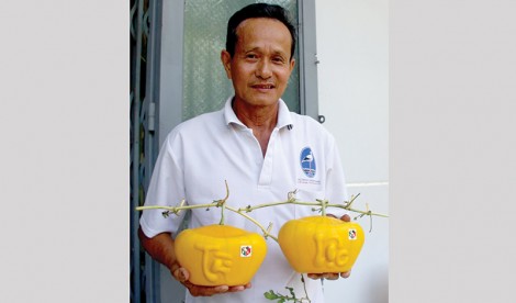 Dưa hấu thỏi vàng “cháy hàng” dịp Tết