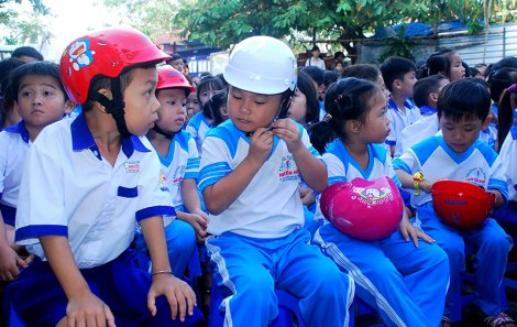 10 năm thực hiện quy định

bắt buộc đội mũ bảo hiểm