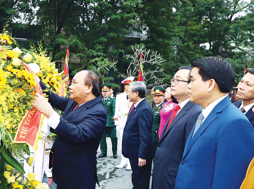 Thủ tướng Nguyễn Xuân Phúc dâng hương kỷ niệm 229 năm Chiến thắng Ngọc Hồi - Đống Đa