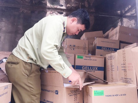 Thu giữ nhiều hàng hóa ngoại nhập lậu