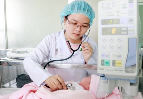 Cấp cứu sản phụ sanh rớt tại nhà