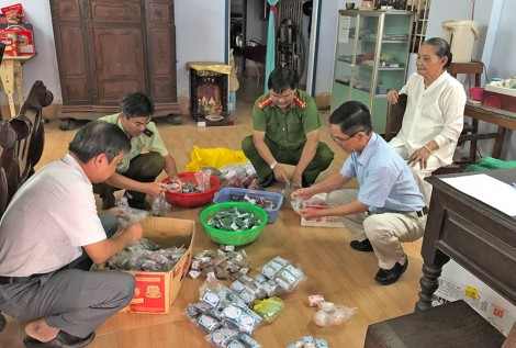 Bệnh nhân tiểu đường suýt chết

vì tin “thần dược”