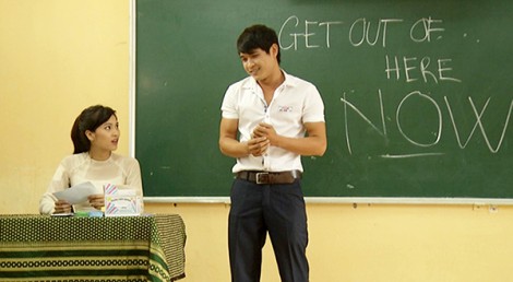 Lằn ranh thiện ác trong

“Đánh tráo số phận”