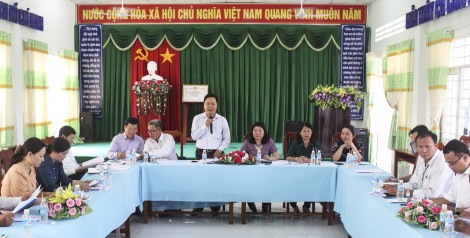 Khảo sát công tác đầu tư

xây dựng, nâng cấp cơ sở

giáo dục công lập chuẩn quốc gia