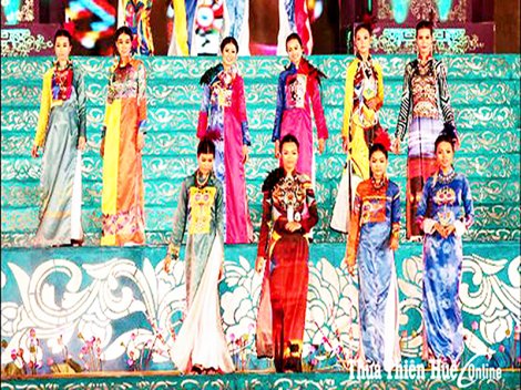 Sắc màu Festival Huế 2018