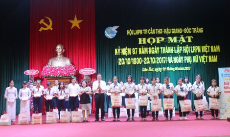 Xây dựng thành phố an toàn với trẻ em gái