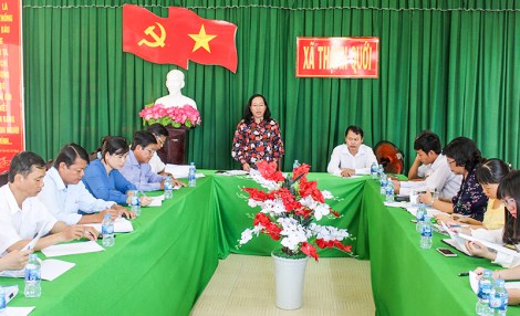 Phối hợp giảm nghèo bền vững, xây dựng nông thôn mới,

đô thị văn minh