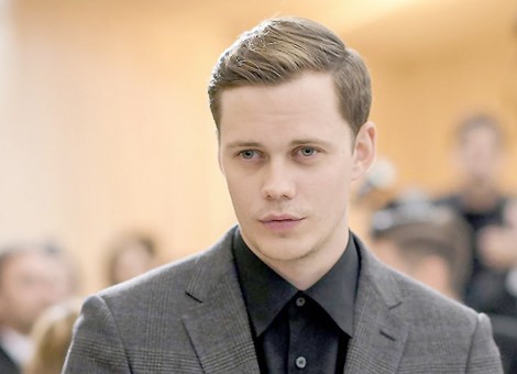 Bill Skarsgard - Diễn viên mới nổi

của dòng phim tâm lý và kinh dị