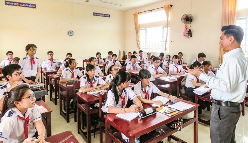   Tuyển sinh lớp 10 &nbsp  Biết lượng sức,

vào trường công không khó!