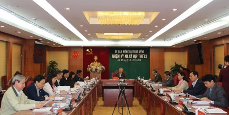 Trung ương quy định trách nhiệm, thẩm quyền của Ủy ban kiểm tra trong phòng, chống tham nhũng