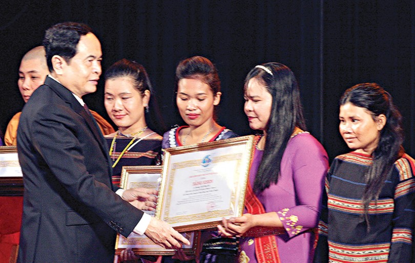 Cần quan tâm hơn nữa đến phụ nữ ở vùng sâu, vùng xa