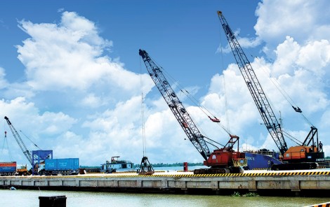 [Hậu Giang]

Tạo động lực thu hút đầu tư