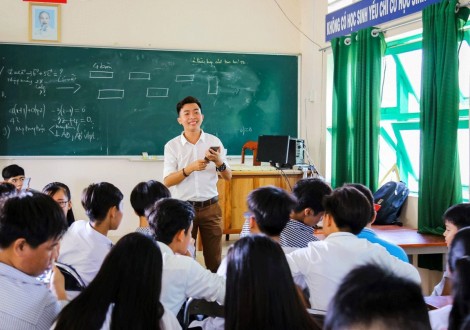 Xây nền tảng... 