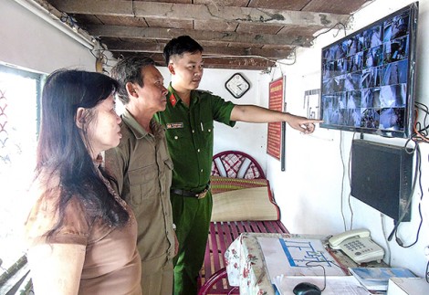 Nữ bí thư chi bộ gương mẫu