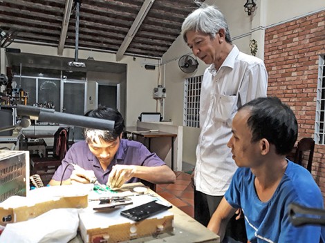 Quán cà phê khuyến học