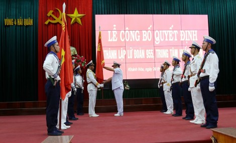 Thành lập Lữ đoàn tàu đổ bộ vận tải 955