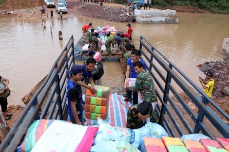 Quân khu 5 thành lập đoàn công tác giúp người dân Lào bị ảnh hưởng bởi sự cố vỡ đập thủy điện