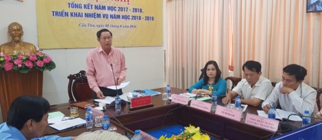 Kiên trì đổi mới giáo dục theo xu thế của thế giới