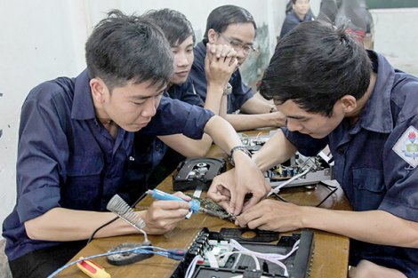 Giải tỏa sự bế tắc của tuyển sinh trung cấp