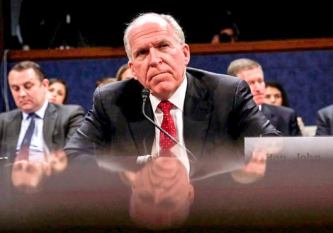 Ông Trump tước quyền tiếp cận tài liệu mật của cựu sếp CIA