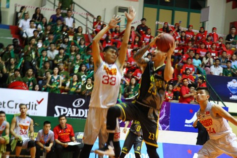 Cantho Catfish thắng Saigon Heat với 20 điểm cách biệt